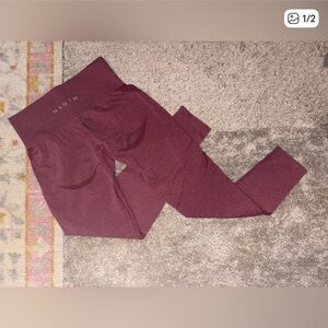 NVGTN Solid Seamless Leggings